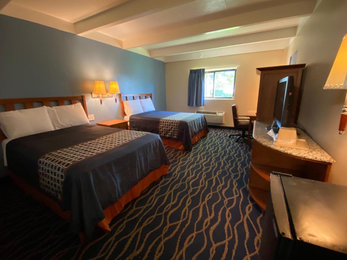 Economy Inn North Randall Εξωτερικό φωτογραφία